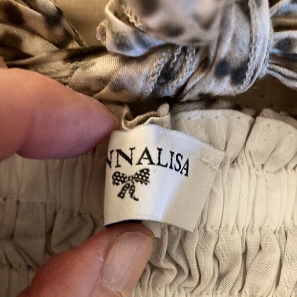 MonnaLisa Girls Maxi Dress in Animal Print with Ruffled Collar & Flower Size 12. - Picture 8 of 10